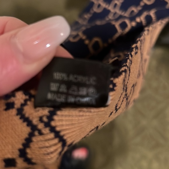 Reversible poncho navy & camel - Picture 6 of 6